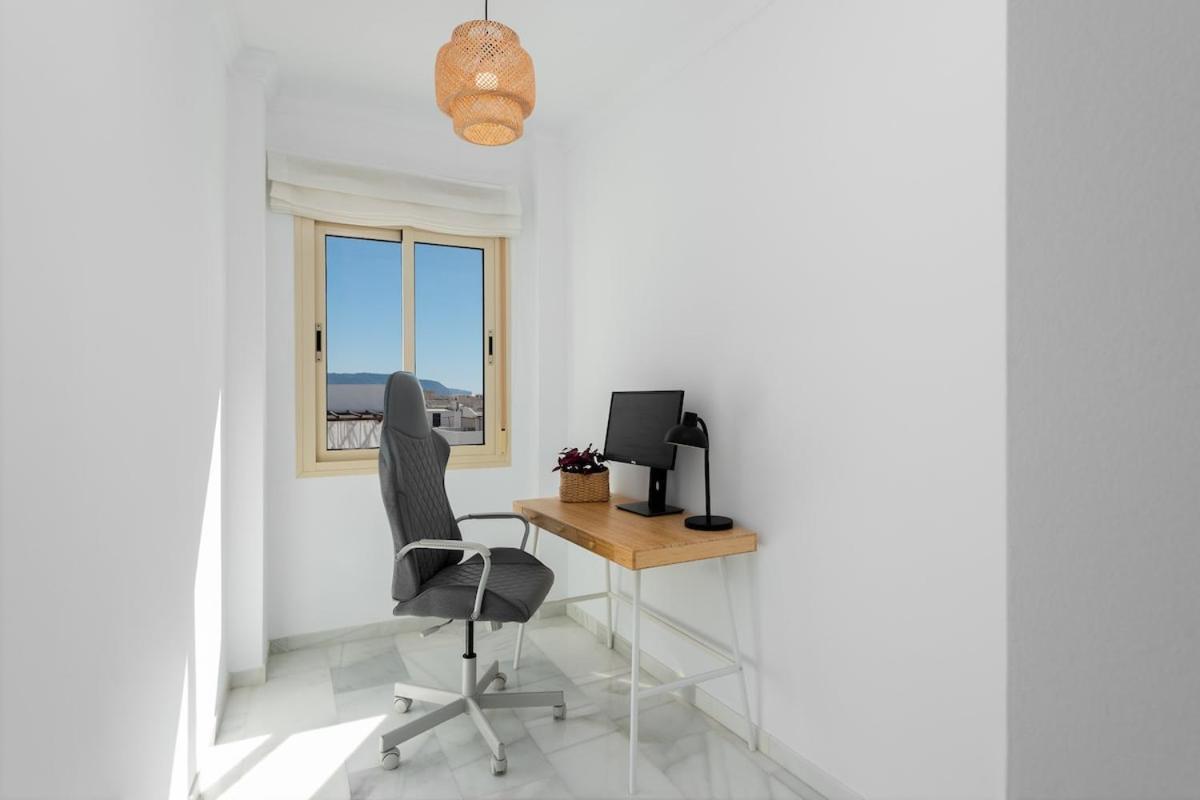 Centro De Playa Y Balcon De Europa 4 Minutos Apartment *
